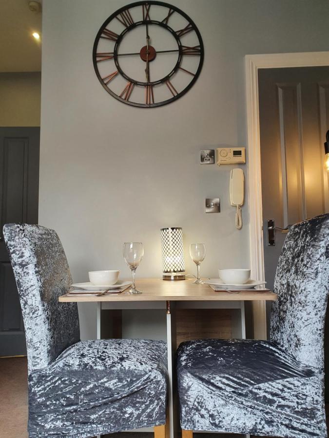 Central Matlock Apartment Eksteriør billede