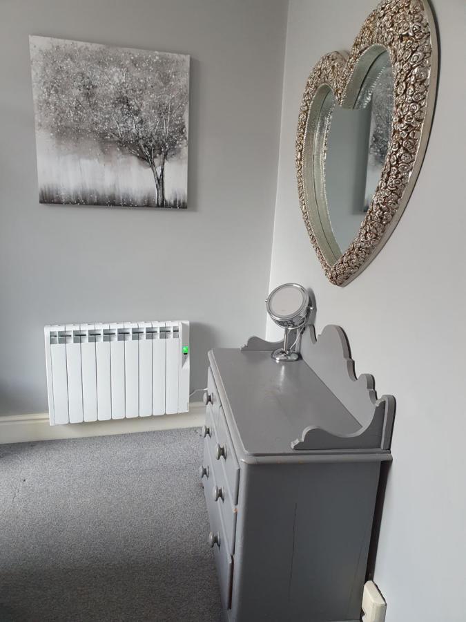 Central Matlock Apartment Eksteriør billede